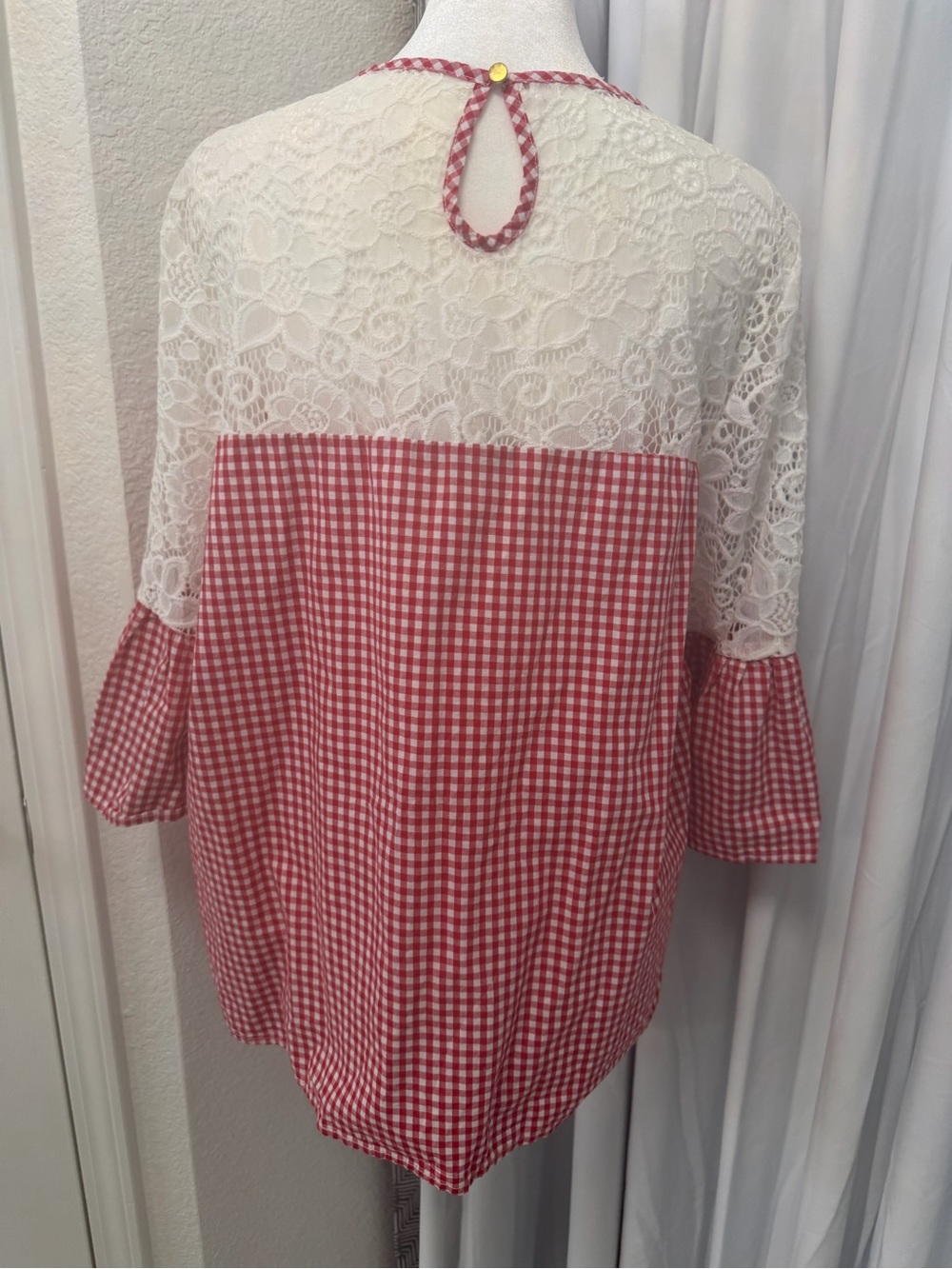 Marc New York Red White Gingham Check Lace Yoke Bell Sleeve Blouse Top L - Picture 3 of 11